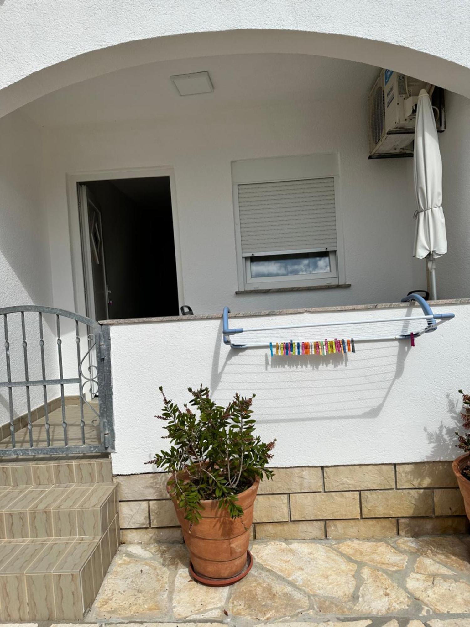 Apartments Kristina Vir Exterior photo